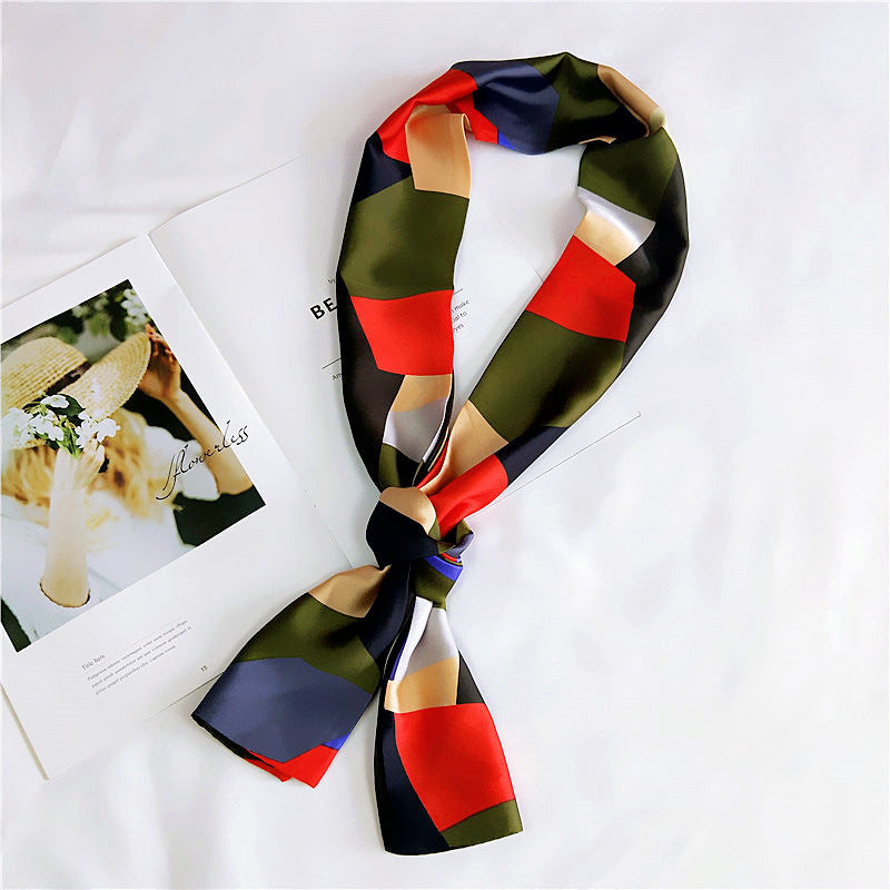 Printed Satin Skinny Scarf – detail view