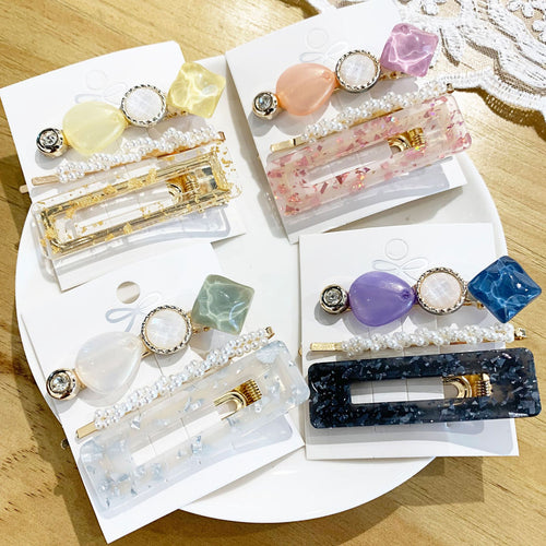 Colourful Pearl Hair Clip Set – detail view