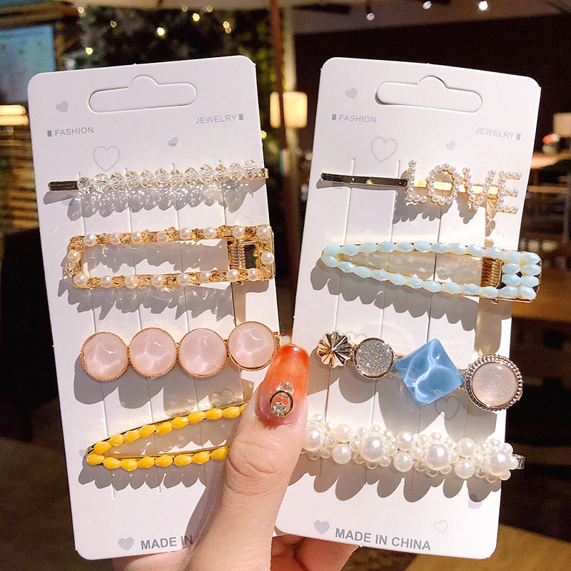 Simple Pearl Clip Set